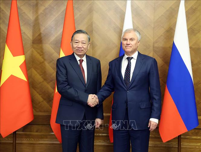 Máximo líder de Vietnam se reúne con el presidente de la Duma Estatal de Rusia